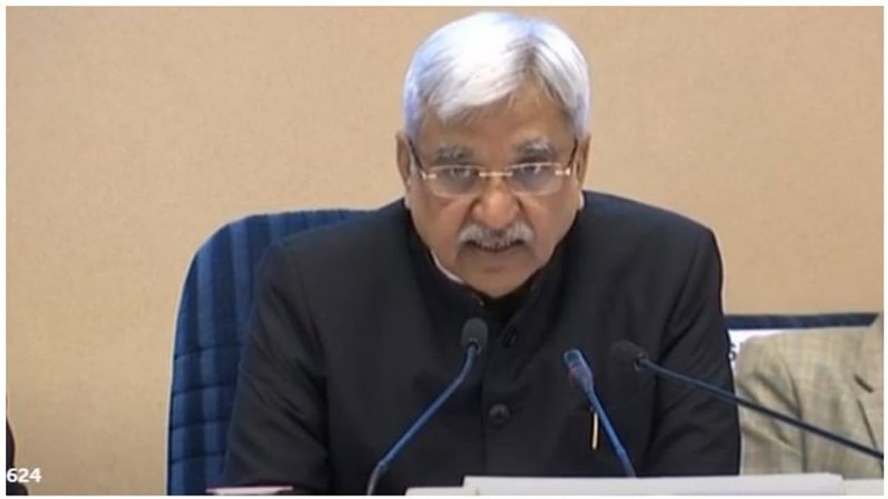 మోగిన అసెంబ్లీ ఎన్నికల నగారా: అక్టోబర్ 21న పోలింగ్