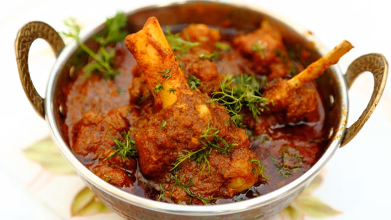 জমবে উঠবে পাত মটনের এই পদে, রইল আওধী মটনের সহজ রেসিপি জমবে উঠবে পাত মটনের এই পদে, রইল আওধী মটনের সহজ রেসিপি