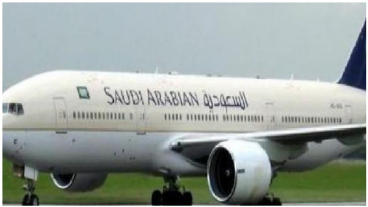 விமான நிலையத்தில் கைக்குழந்தையை மறந்து விட்டு சென்ற தாய்..! பாதி வழியில் U TURN போட்டு திரும்பிய விமானம்..! விமான நிலையத்தில் கைக்குழந்தையை மறந்து விட்டு சென்ற தாய்..! பாதி வழியில் U TURN போட்டு திரும்பிய விமானம்..!