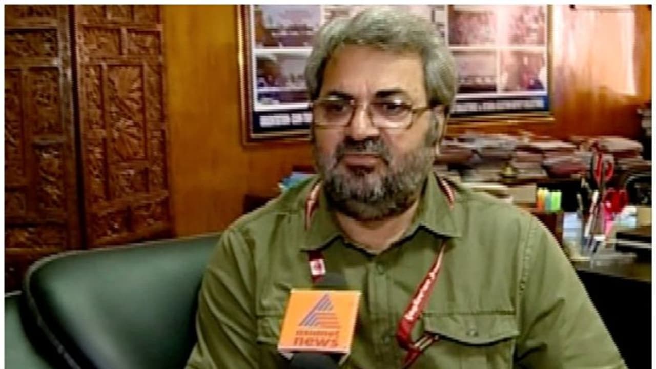 കാര്ഷിക വായ്പാ മൊറട്ടോറിയം; അനുകൂല പരാമര്ശം നൽകിയെന്ന് ടിക്കാറാം മീണ കാര്ഷിക വായ്പാ മൊറട്ടോറിയം; അനുകൂല പരാമര്ശം നൽകിയെന്ന് ടിക്കാറാം മീണ