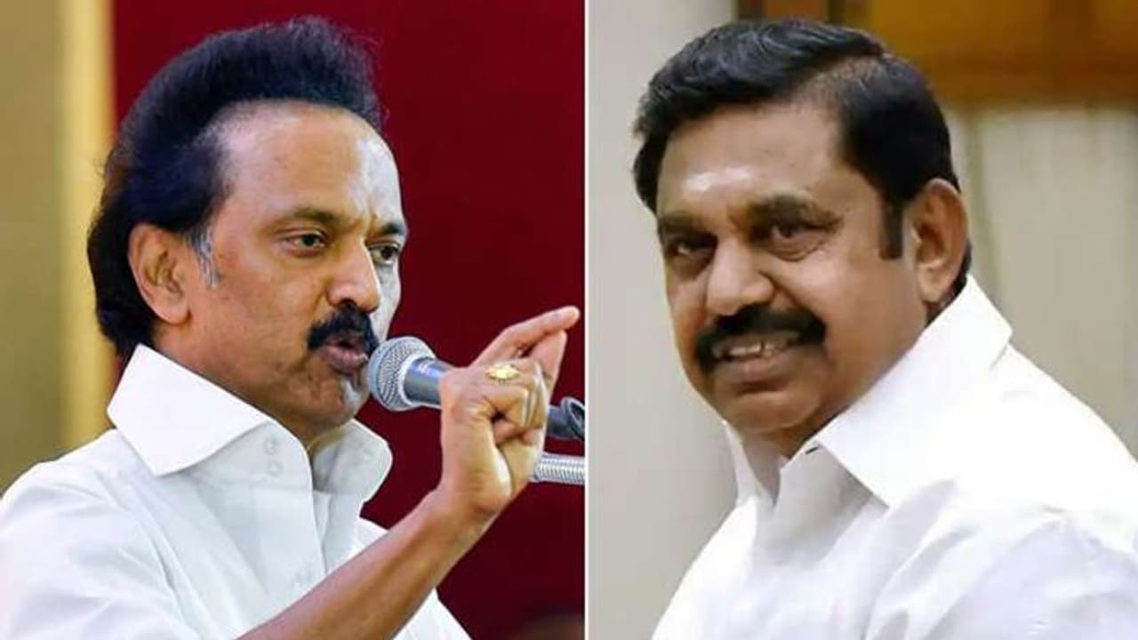 தேர்தலில் அரசு ஊழியர்கள் ஆதரவு யாருக்கு தெரியுமா? குஷியில் அ.தி.மு.க.. ஷாக் தி.மு.க,! தேர்தலில் அரசு ஊழியர்கள் ஆதரவு யாருக்கு தெரியுமா? குஷியில் அ.தி.மு.க.. ஷாக் தி.மு.க,!