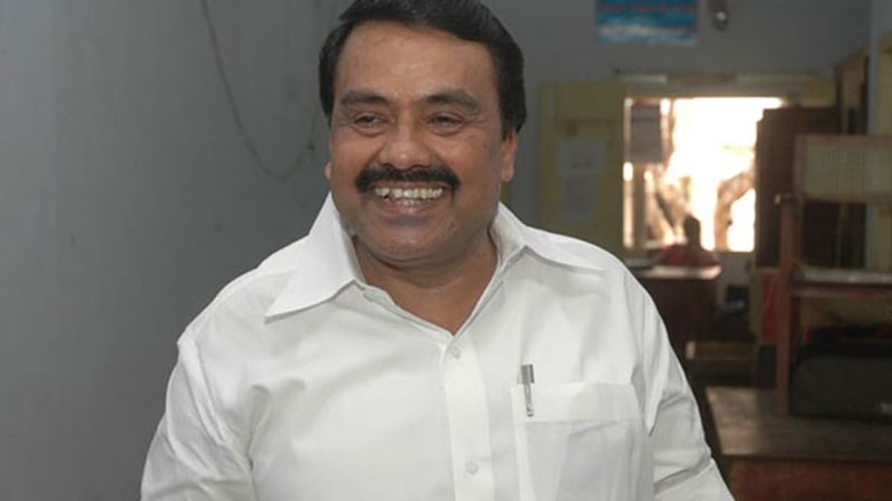 சரியான ஆப்பு.. இந்த 5 ஓட்டல்களில் அரசு பேருந்துகள் நிற்க தடை.. அமைச்சர் ராஜகண்ணப்பன் அதிரடி.! சரியான ஆப்பு.. இந்த 5 ஓட்டல்களில் அரசு பேருந்துகள் நிற்க தடை.. அமைச்சர் ராஜகண்ணப்பன் அதிரடி.!