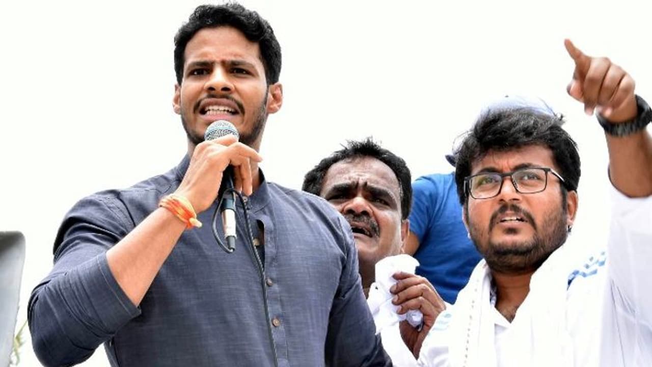 ಮಂಡ್ಯದ ಅಳಿಯ ಆಗ್ತಾರಾ ನಿಖಿಲ್ ಕುಮಾರಸ್ವಾಮಿ?