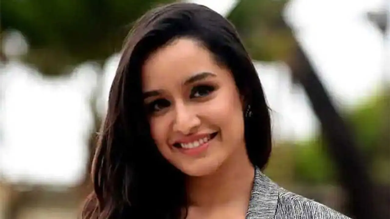 ఆరేళ్లుగా ఆ వ్యాధితో బాధ పడుతున్నా.. హీరోయిన్ కామెంట్స్!