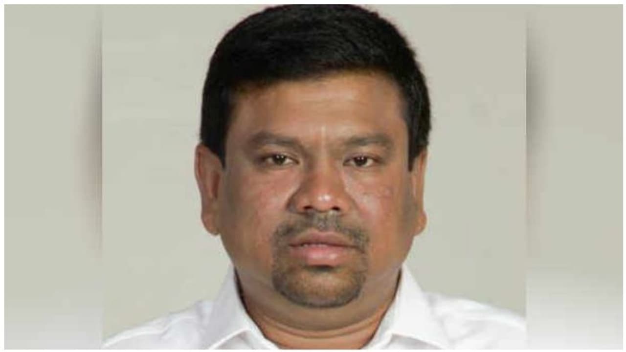 கொரோனா விவகாரம் ஸ்டான்லி மருத்துவமனை மீது நடவடிக்கை தேவை.! ஏறி அடிக்கும் எம்.பி நவாஸ்கனி!! கொரோனா விவகாரம் ஸ்டான்லி மருத்துவமனை மீது நடவடிக்கை தேவை.! ஏறி அடிக்கும் எம்.பி நவாஸ்கனி!!