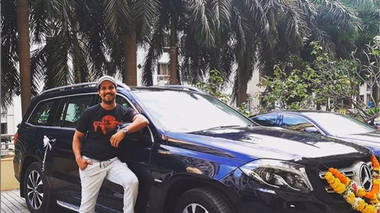 ಮರ್ಸಡೀಸ್ ಬೆಂಝ್ GLS SUV ಕಾರು ಖರೀದಿಸಿದ ಬಾಲಿವುಡ್ ನಟ! ಮರ್ಸಡೀಸ್ ಬೆಂಝ್ GLS SUV ಕಾರು ಖರೀದಿಸಿದ ಬಾಲಿವುಡ್ ನಟ!