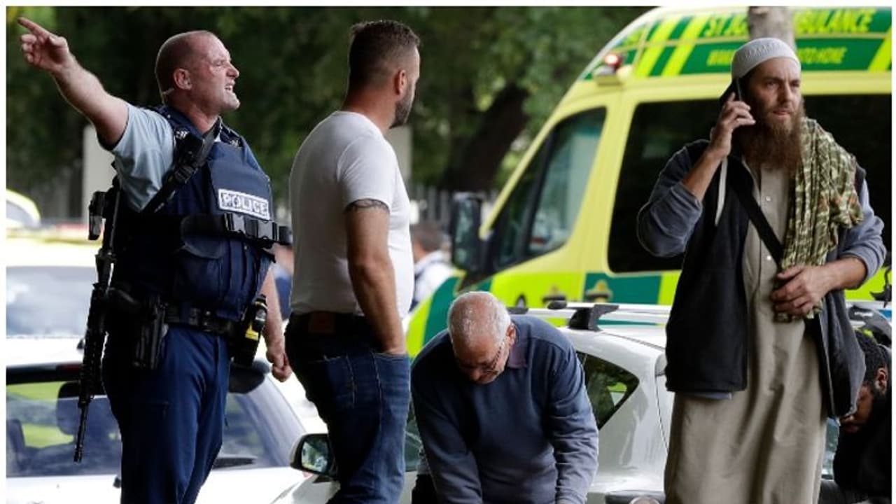 ന്യൂസിലൻഡ് ഭീകരാക്രമണം; കാണാതായവരില് മലയാളിയും? ഇന്ത്യക്കാരന് മരിച്ചതായി സ്ഥിരീകരണം ന്യൂസിലൻഡ് ഭീകരാക്രമണം; കാണാതായവരില് മലയാളിയും? ഇന്ത്യക്കാരന് മരിച്ചതായി സ്ഥിരീകരണം