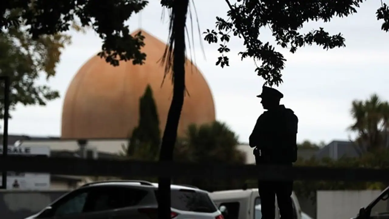 ನ್ಯೂಜಿಲೆಂಡ್ಗೆ ಆತಿಥ್ಯ ಕಳೆದುಕೊಳ್ಳುವ ಆತಂಕ! ನ್ಯೂಜಿಲೆಂಡ್ಗೆ ಆತಿಥ್ಯ ಕಳೆದುಕೊಳ್ಳುವ ಆತಂಕ!