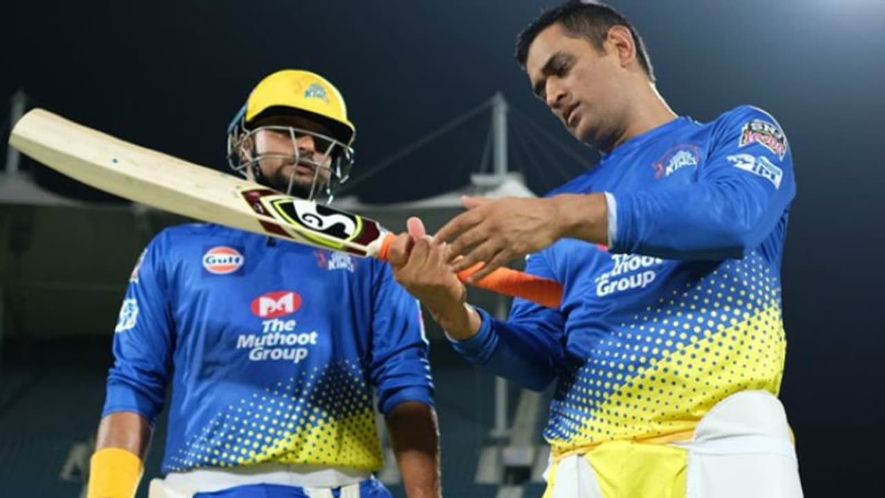 சிஎஸ்கே வீரர்கள் யாருக்கும் கொரோனா இல்லை..! நாளை ஐக்கிய அரபு அமீரகத்திற்கு பயணம் சிஎஸ்கே வீரர்கள் யாருக்கும் கொரோனா இல்லை..! நாளை ஐக்கிய அரபு அமீரகத்திற்கு பயணம்