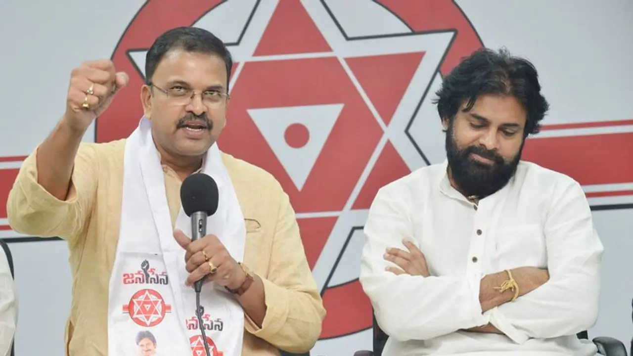 అలా కుదురదు: జగన్ కేసులపై చంద్రబాబుకు మాజీ జెడి లక్ష్మినారాయణ రిప్లై అలా కుదురదు: జగన్ కేసులపై చంద్రబాబుకు మాజీ జెడి లక్ష్మినారాయణ రిప్లై