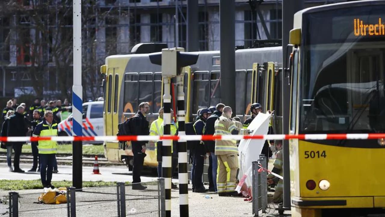 നെതര്ലാന്റ്സില് തീവ്രവാദി ആക്രമണം: ഒരു മരണം നെതര്ലാന്റ്സില് തീവ്രവാദി ആക്രമണം: ഒരു മരണം
