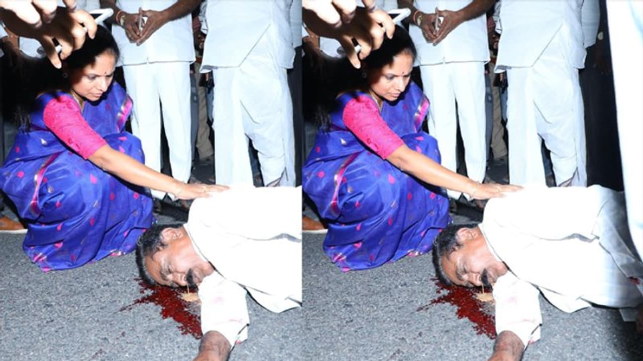 కళ్లెదుట యాక్సిడెంట్.. వ్యక్తిని ఆసుపత్రికి తరలించిన ఎంపీ కవిత కళ్లెదుట యాక్సిడెంట్.. వ్యక్తిని ఆసుపత్రికి తరలించిన ఎంపీ కవిత