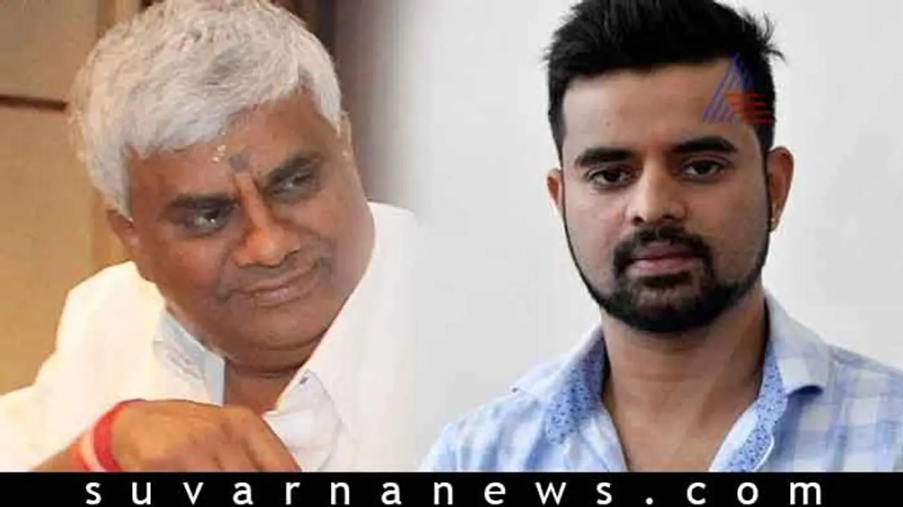 ತಂದೆ ರೇವಣ್ಣ ಕೆಳಗೆ ಪ್ರಜ್ವಲ್‌ ಮೇಲೆ : ಮಗನನ್ನೇ ಸರ್ ಎನ್ನುತ್ತಿದ್ದ ರೇವಣ್ಣ