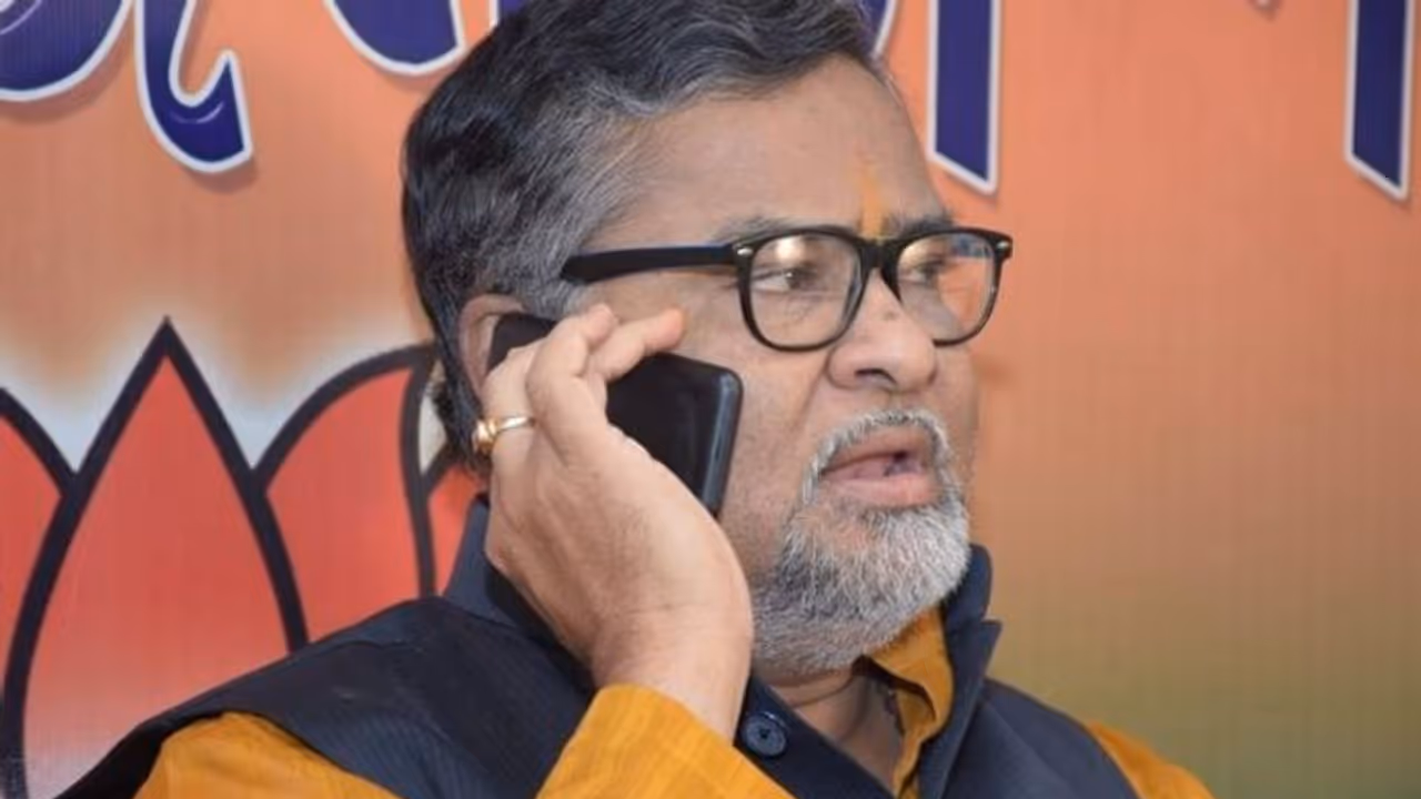 ത്രിപുര ബിജെപി വൈസ് പ്രസിഡന്‍റ് കോൺഗ്രസിലേക്ക്; തെരഞ്ഞെടുപ്പില്‍ മത്സരിക്കാനും സാധ്യത