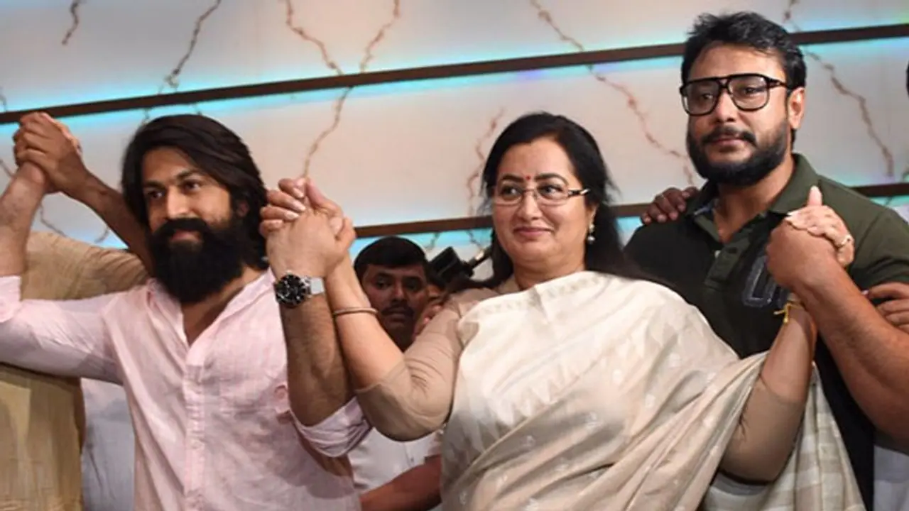 ಸುಮಲತಾ ಬೆಂಬಲಿಸಿದ ನಟ ಯಶ್, ದರ್ಶನ್ ಗೆ ಹೊಸ ಟೆನ್ಶನ್! ಸುಮಲತಾ ಬೆಂಬಲಿಸಿದ ನಟ ಯಶ್, ದರ್ಶನ್ ಗೆ ಹೊಸ ಟೆನ್ಶನ್!