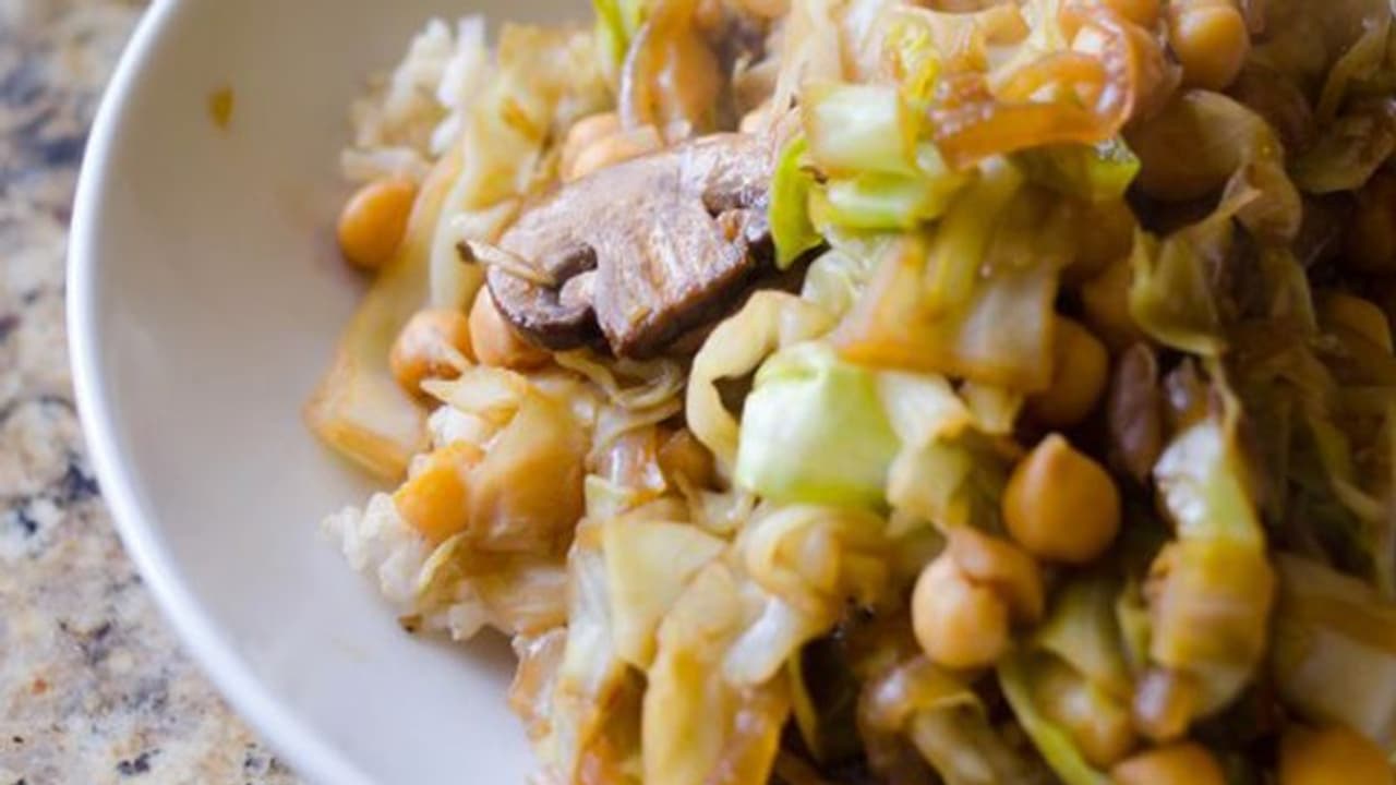 മഷ്റൂം കാബേജ് ഫ്രെെ തയ്യാറാക്കാം മഷ്റൂം കാബേജ് ഫ്രെെ തയ്യാറാക്കാം