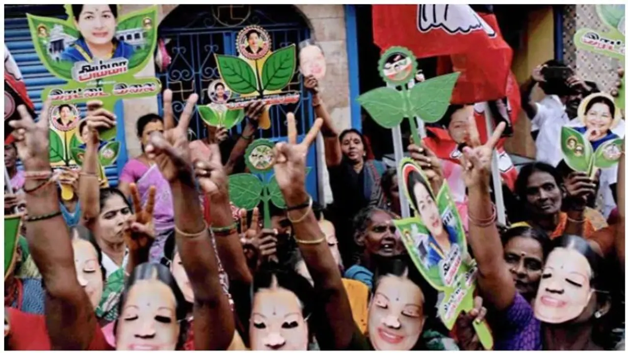 ஆர்.கே. நகர் தேர்தல் தேதி குறித்து விரைவில் முக்கிய அறிவிப்பு.... ஆர்.கே. நகர் தேர்தல் தேதி குறித்து விரைவில் முக்கிய அறிவிப்பு....