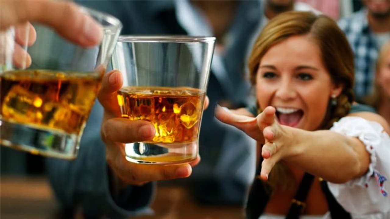 ಕುಡಿದ್ರೆ ಅನಾರೋಗ್ಯ ಕಟ್ಟಿಟ್ಟ ಬುತ್ತಿ... ಕುಡಿದ್ರೆ ಅನಾರೋಗ್ಯ ಕಟ್ಟಿಟ್ಟ ಬುತ್ತಿ...