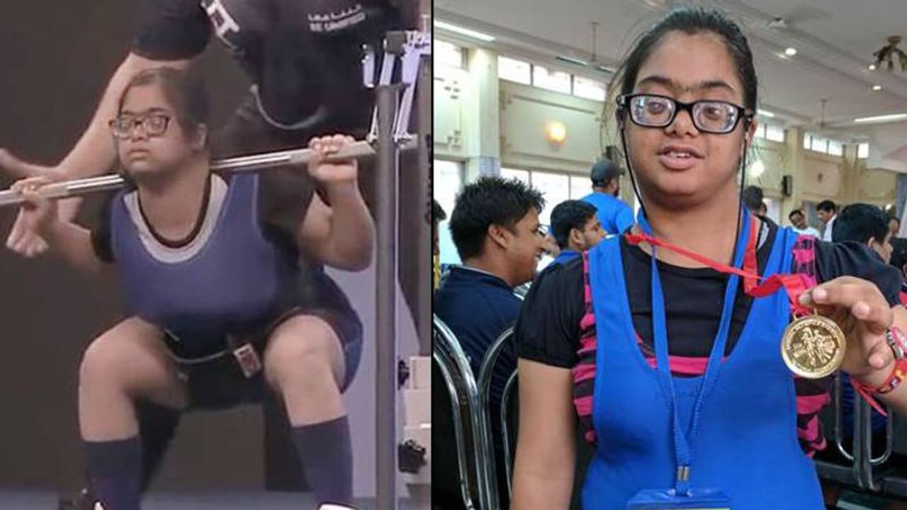 അങ്ങനെയങ്ങ് തോല്ക്കാനൊക്കുമോ? മിടുക്കിയല്ല ഇവള്, മിടുമിടുക്കി.. അങ്ങനെയങ്ങ് തോല്ക്കാനൊക്കുമോ? മിടുക്കിയല്ല ഇവള്, മിടുമിടുക്കി..