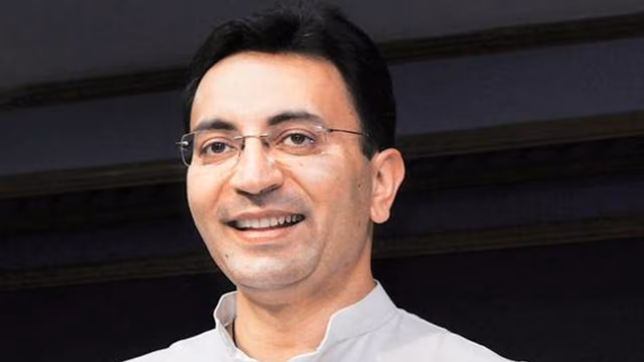 क्या कांग्रेस के ब्राह्मण चेहरा जितिन प्रसाद बन रहे हैं बागी, कभी पिता ने सोनिया के खिलाफ की थी बगावत