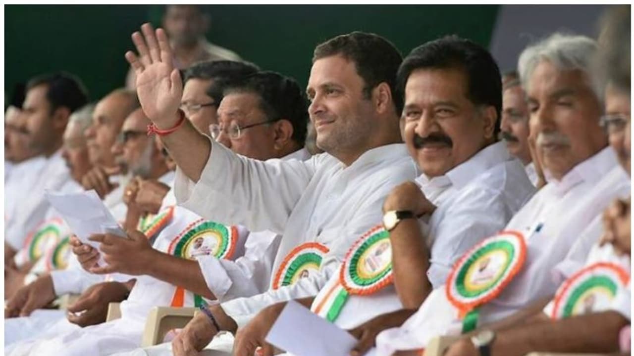 രാഹുൽ ഗാന്ധി വയനാട്ടിൽ മത്സരിക്കുമോ? തീരുമാനം ഇന്നോ നാളെയോ രാഹുൽ ഗാന്ധി വയനാട്ടിൽ മത്സരിക്കുമോ? തീരുമാനം ഇന്നോ നാളെയോ