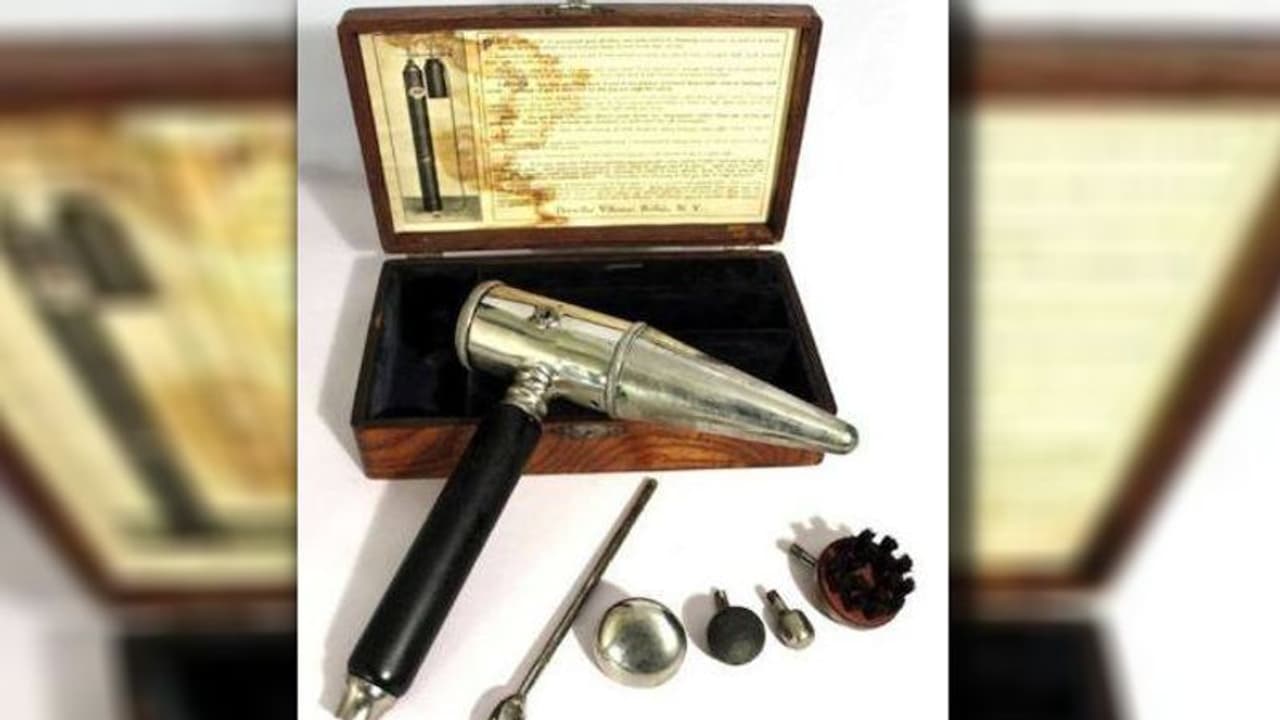 ಮಾಡೆಲ್ ಲೈಂಗಿಕ ಆಟಿಕೆಗಳು ಮ್ಯೂಸಿಯಂನಲ್ಲಿ ಪ್ರದರ್ಶನ! ಮಾಡೆಲ್ ಲೈಂಗಿಕ ಆಟಿಕೆಗಳು ಮ್ಯೂಸಿಯಂನಲ್ಲಿ ಪ್ರದರ್ಶನ!