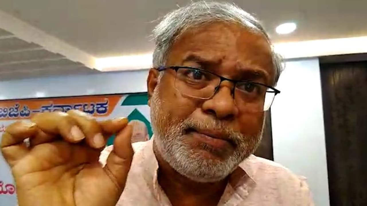 Suresh Kumar seeks Randeep Surjewala's arrest for 'wrongly' attacking Yeddyurappa