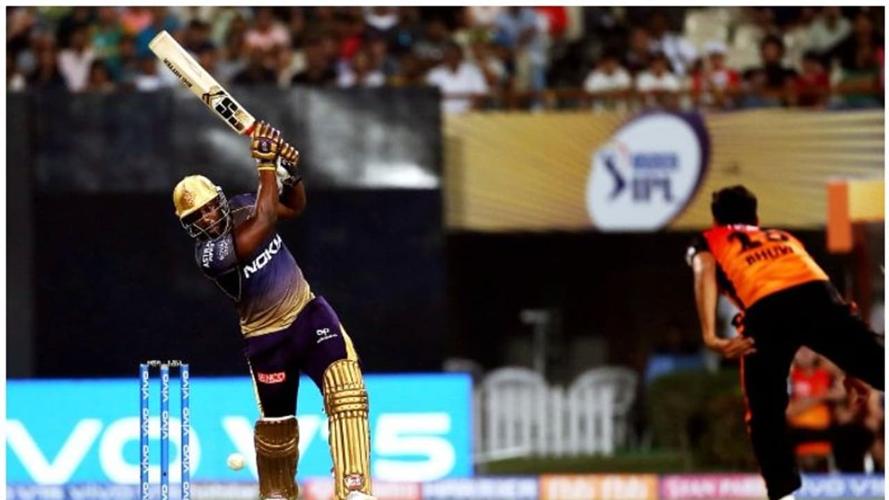 റസല് വെടിക്കെട്ടിന്റെ ഷോക്ക് മാറാതെ ക്രിക്കറ്റ് ലോകം; പ്രതികരണങ്ങളിങ്ങനെ റസല് വെടിക്കെട്ടിന്റെ ഷോക്ക് മാറാതെ ക്രിക്കറ്റ് ലോകം; പ്രതികരണങ്ങളിങ്ങനെ