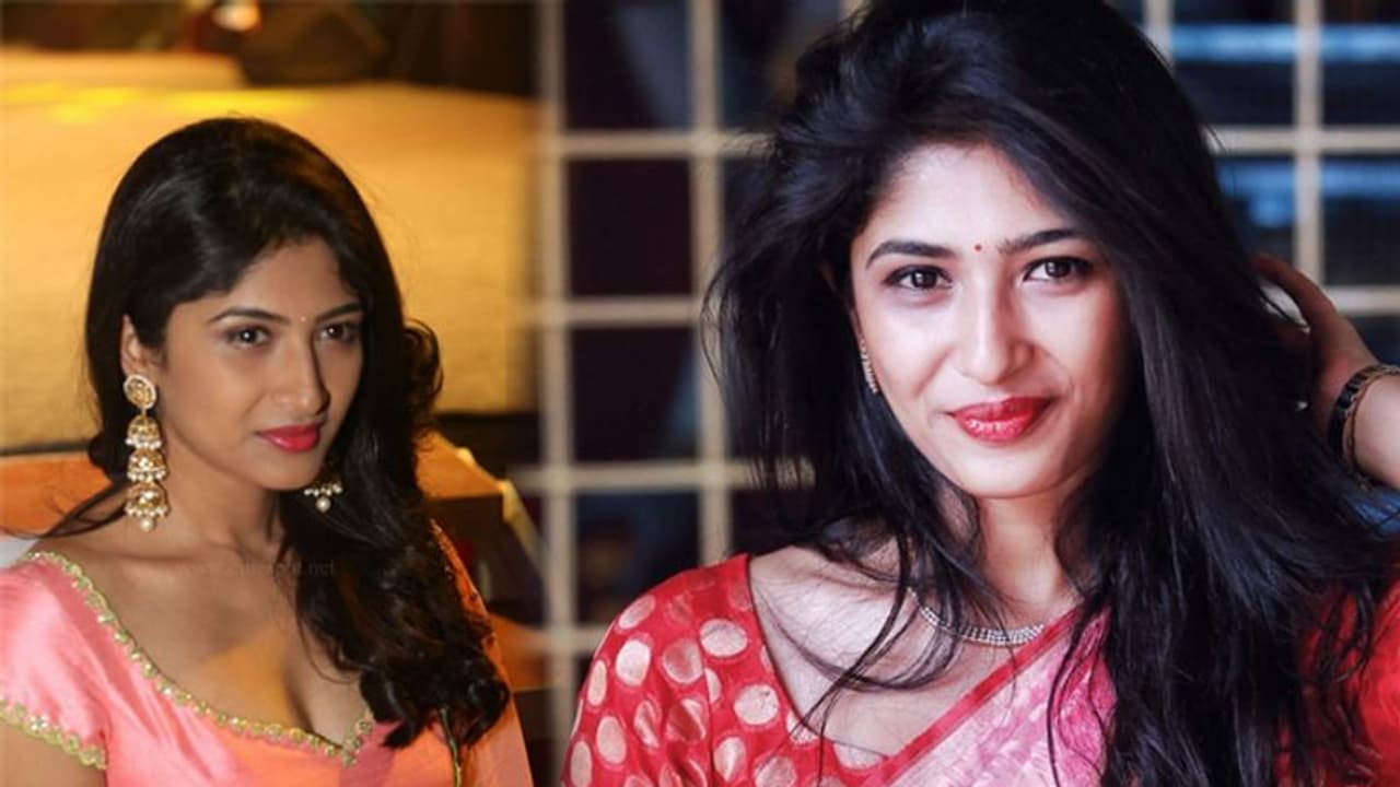 ಸ್ಯಾಂಡಲ್ವುಡ್ ಗೆ ಕವಲುದಾರಿ ಮೂಲಕ ಬರುತ್ತಿದ್ದಾರೆ ರೋಶಿನಿ ಪ್ರಕಾಶ್! ಸ್ಯಾಂಡಲ್ವುಡ್ ಗೆ ಕವಲುದಾರಿ ಮೂಲಕ ಬರುತ್ತಿದ್ದಾರೆ ರೋಶಿನಿ ಪ್ರಕಾಶ್!