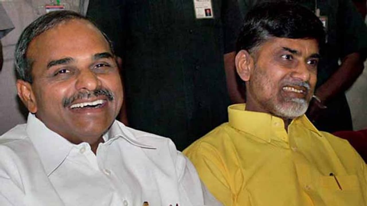 ఇది తెలుసా: ఎన్నికల్లో ఏజెంట్లుగా పనిచేసిన చంద్రబాబు, వైఎస్ ఇది తెలుసా: ఎన్నికల్లో ఏజెంట్లుగా పనిచేసిన చంద్రబాబు, వైఎస్