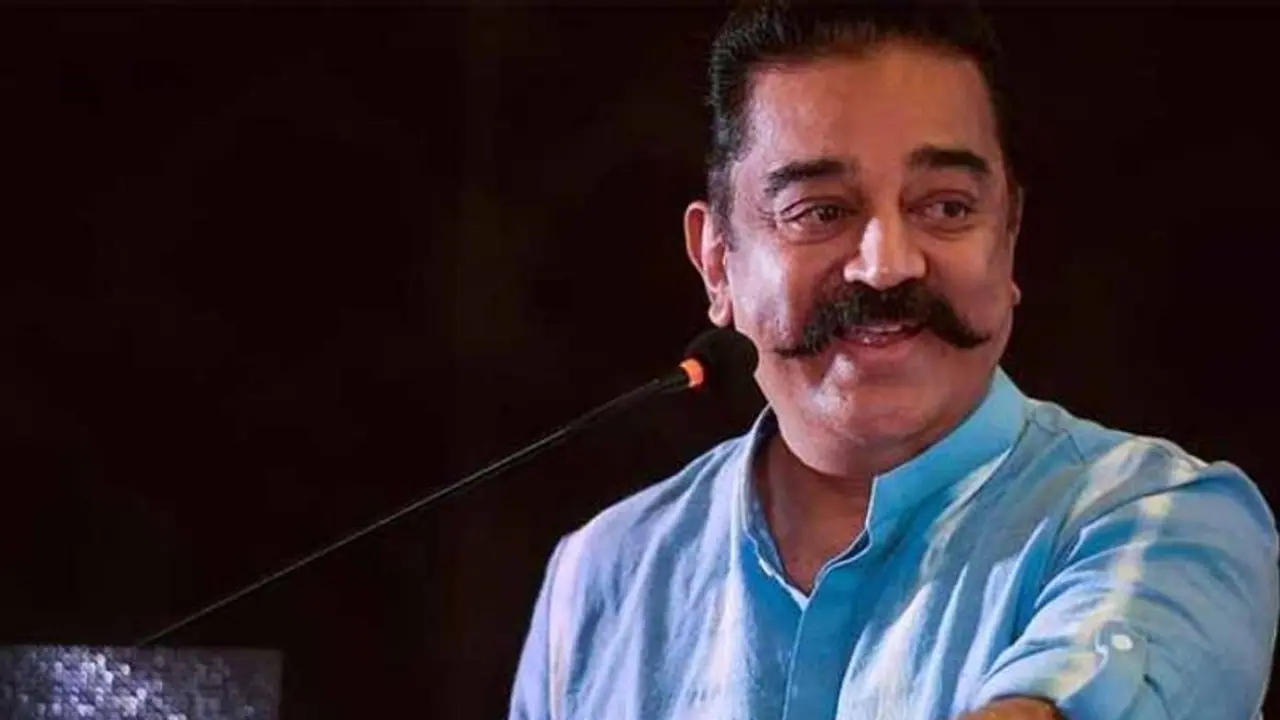 రథాన్ని లాగుతా... రథంపై ఉండను: పోటీకి దూరమన్న కమల్ రథాన్ని లాగుతా... రథంపై ఉండను: పోటీకి దూరమన్న కమల్