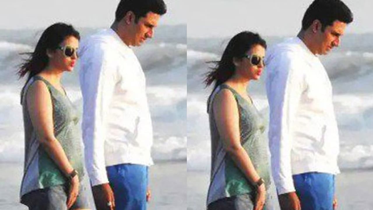 ఐశ్వర్యరాయ్ మళ్లీ ప్రెగ్నెంటా..? ఐశ్వర్యరాయ్ మళ్లీ ప్రెగ్నెంటా..?