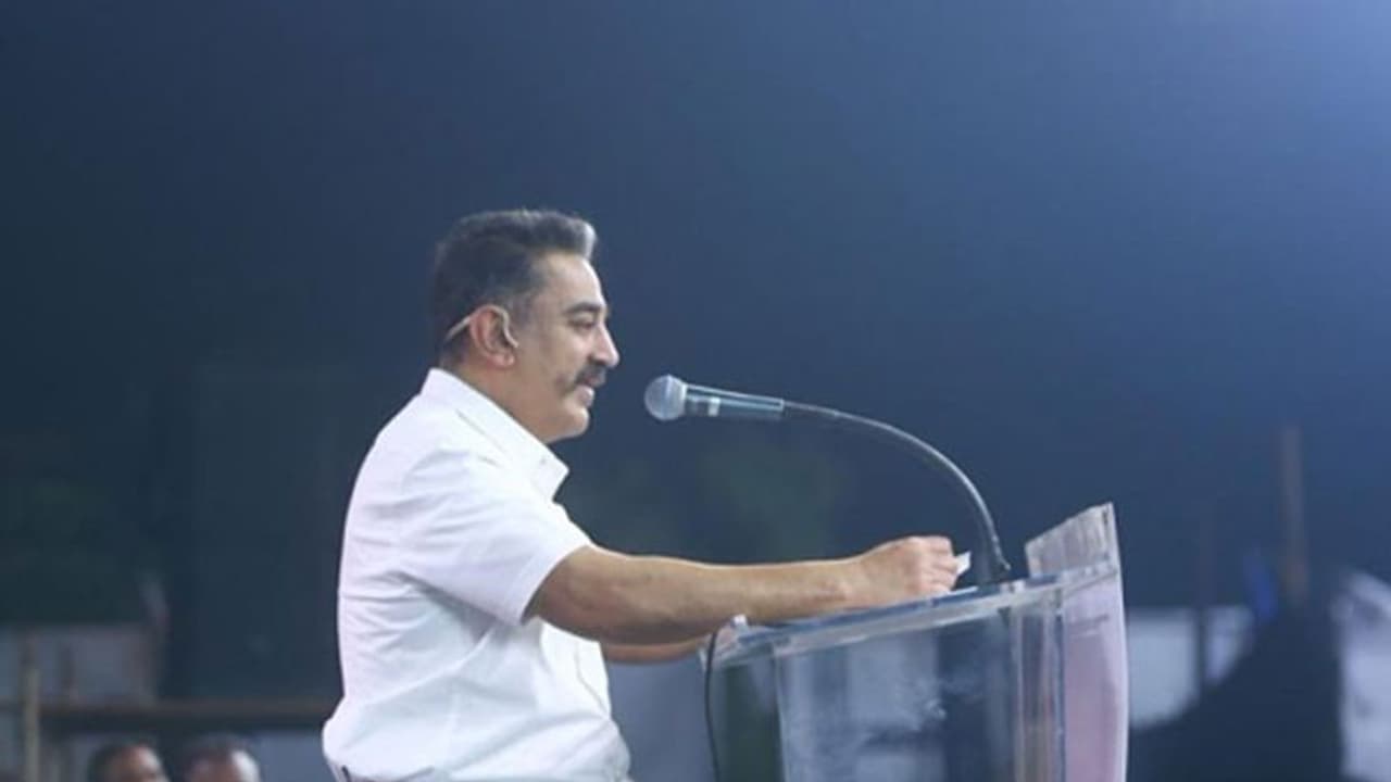 இடைத்தேர்தலில் களமிறங்கிய கமல்..! திடீர் முடிவின் பரபரப்பு பின்னணி..! இடைத்தேர்தலில் களமிறங்கிய கமல்..! திடீர் முடிவின் பரபரப்பு பின்னணி..!