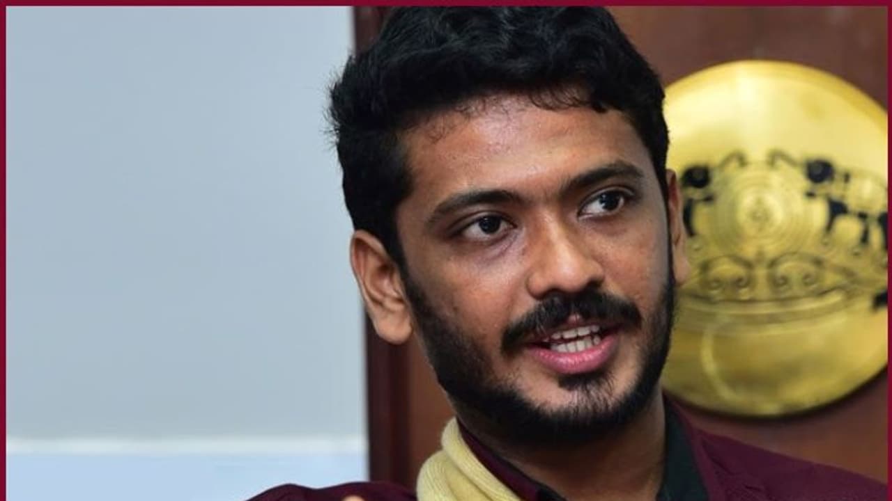 തെരഞ്ഞെടുപ്പ് ചട്ടം ലംഘിച്ചെന്ന് ആരോപണം: വി പി സാനുവിനെതിരെ പരാതിയുമായി യുഡിഎഫ് തെരഞ്ഞെടുപ്പ് ചട്ടം ലംഘിച്ചെന്ന് ആരോപണം: വി പി സാനുവിനെതിരെ പരാതിയുമായി യുഡിഎഫ്