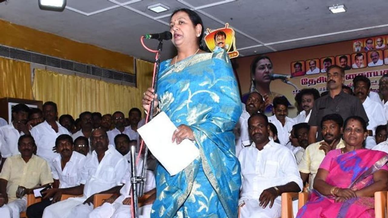 ”பாலியல் வன்கொடுமை நடந்தாலும் பரவாயில்லை எங்க கூட்டணிக்கே ஓட்டுபோடுங்க”...பிரேமலதாவின் உச்சக்கட்ட உளறல்... ”பாலியல் வன்கொடுமை நடந்தாலும் பரவாயில்லை எங்க கூட்டணிக்கே ஓட்டுபோடுங்க”...பிரேமலதாவின் உச்சக்கட்ட உளறல்...