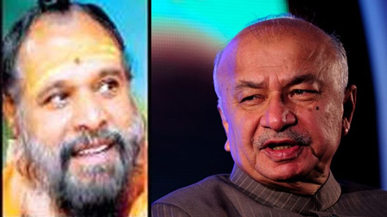 ಸೊಲ್ಲಾಪುರದಲ್ಲಿ ಬಿಗ್ ಫೈಟ್: ಶಿಂಧೆ ವಿರುದ್ಧ ಲಿಂಗಾಯತ ಸ್ವಾಮೀಜಿ ಕಣಕ್ಕೆ