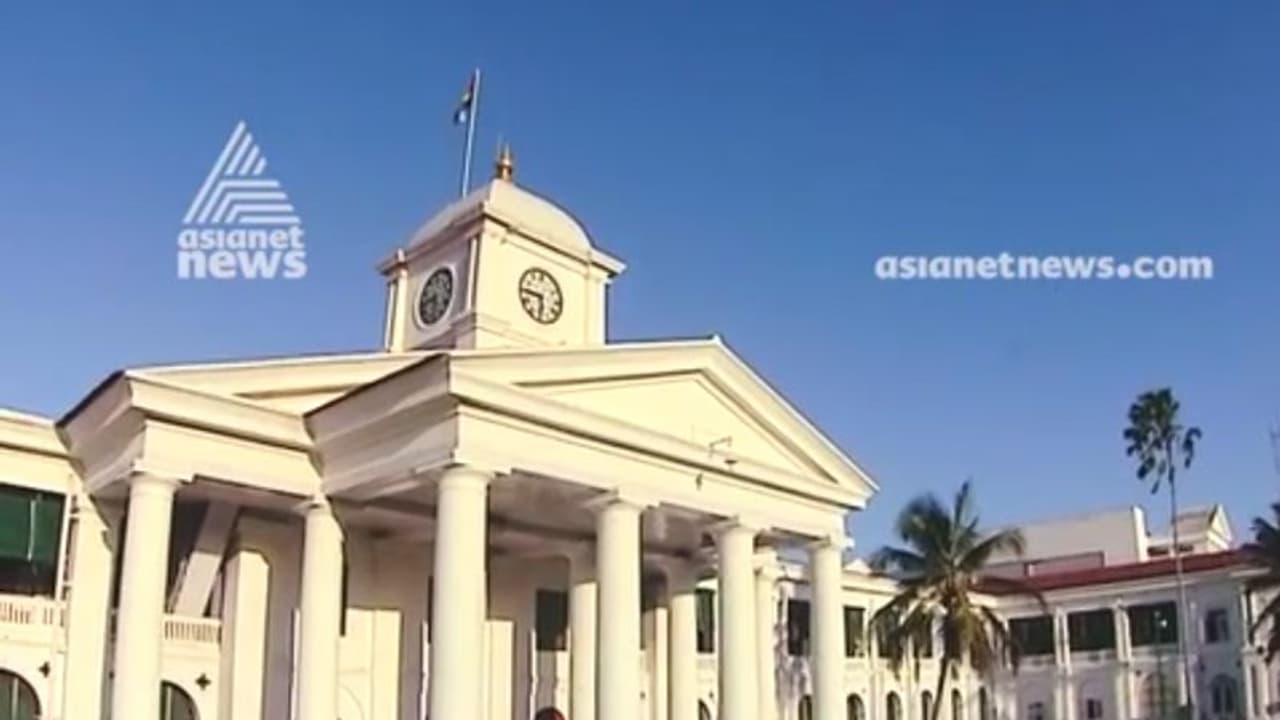 മുന്നോക്ക സമുദായ പട്ടിക സർക്കാർ പ്രസിദ്ധീകരിച്ചു മുന്നോക്ക സമുദായ പട്ടിക സർക്കാർ പ്രസിദ്ധീകരിച്ചു