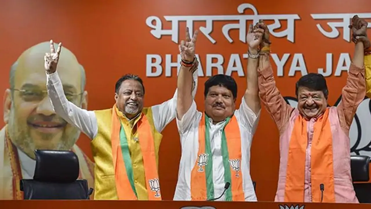 'ಟಿಎಂಸಿ 100 ಶಾಸಕರು ಶೀಘ್ರದಲ್ಲಿ ಬಿಜೆಪಿಗೆ' 'ಟಿಎಂಸಿ 100 ಶಾಸಕರು ಶೀಘ್ರದಲ್ಲಿ ಬಿಜೆಪಿಗೆ'