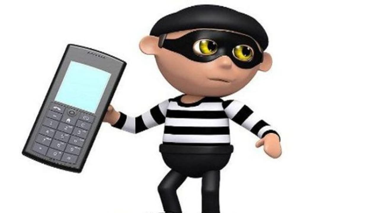 സഹപാഠിയെ ഭീഷണിപ്പെടുത്തി ഒമ്പതാം ക്ലാസ് വിദ്യാര്ത്ഥികള് കവര്ന്നത് മൂന്ന് ലക്ഷം; ഒടുവില് പിടി വീണു സഹപാഠിയെ ഭീഷണിപ്പെടുത്തി ഒമ്പതാം ക്ലാസ് വിദ്യാര്ത്ഥികള് കവര്ന്നത് മൂന്ന് ലക്ഷം; ഒടുവില് പിടി വീണു