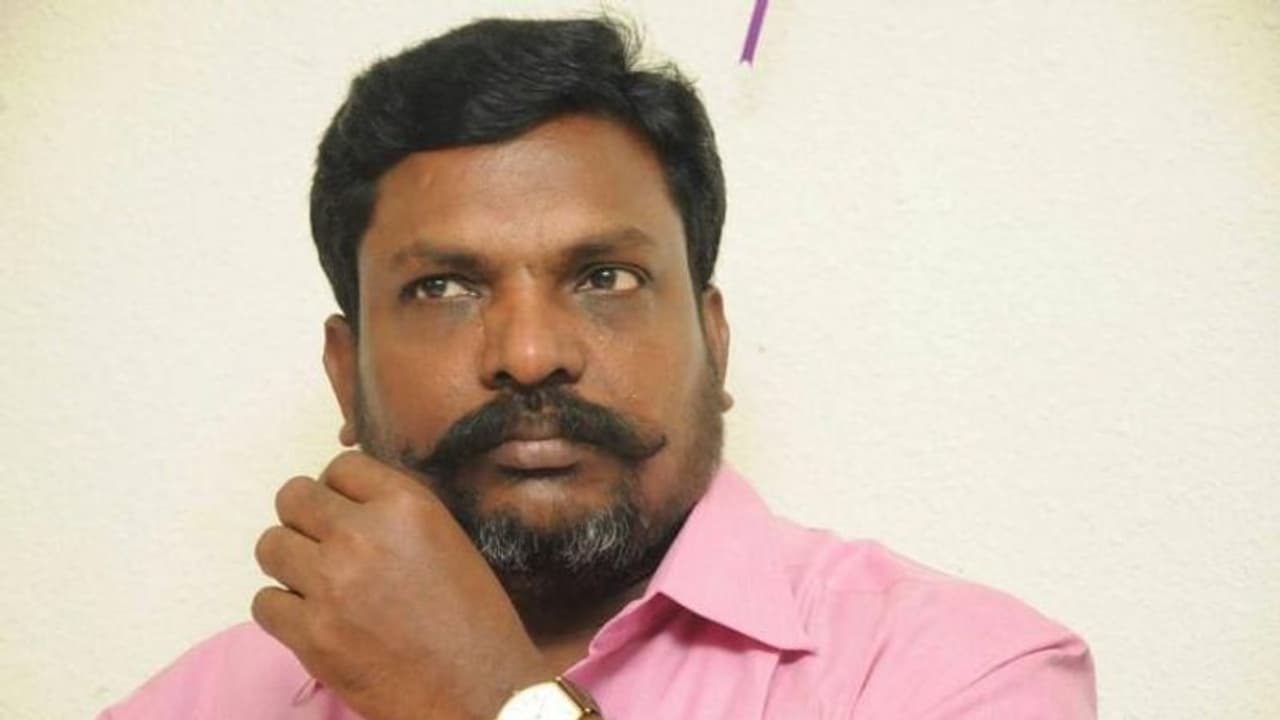 சபரிமலையில் பெண்களுக்கு பாதுகாப்பு கொடுங்க... அசிங்கம் என பேசிய திருமாவளவனா இப்படி கேட்பது..!