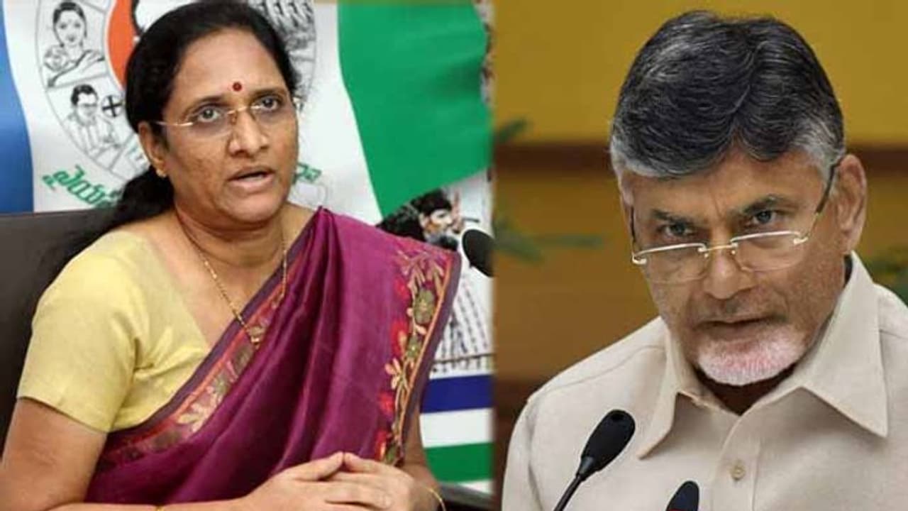 అది పట్టదు గానీ జగన్ సినిమా చూస్తే మాత్రం...: చంద్రబాబుపై వాసిరెడ్డి పద్మ అది పట్టదు గానీ జగన్ సినిమా చూస్తే మాత్రం...: చంద్రబాబుపై వాసిరెడ్డి పద్మ