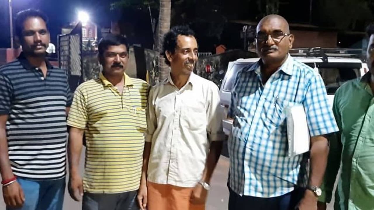 26 ವರ್ಷ ತಲೆಮರೆಸಿಕೊಂಡಿದ್ದವ ಉಡುಪಿ ಪೊಲೀಸರ ಕೈಗೆ ಸಿಕ್ಕಿಬಿದ್ದ ರೋಚಕ ಕತೆ 26 ವರ್ಷ ತಲೆಮರೆಸಿಕೊಂಡಿದ್ದವ ಉಡುಪಿ ಪೊಲೀಸರ ಕೈಗೆ ಸಿಕ್ಕಿಬಿದ್ದ ರೋಚಕ ಕತೆ