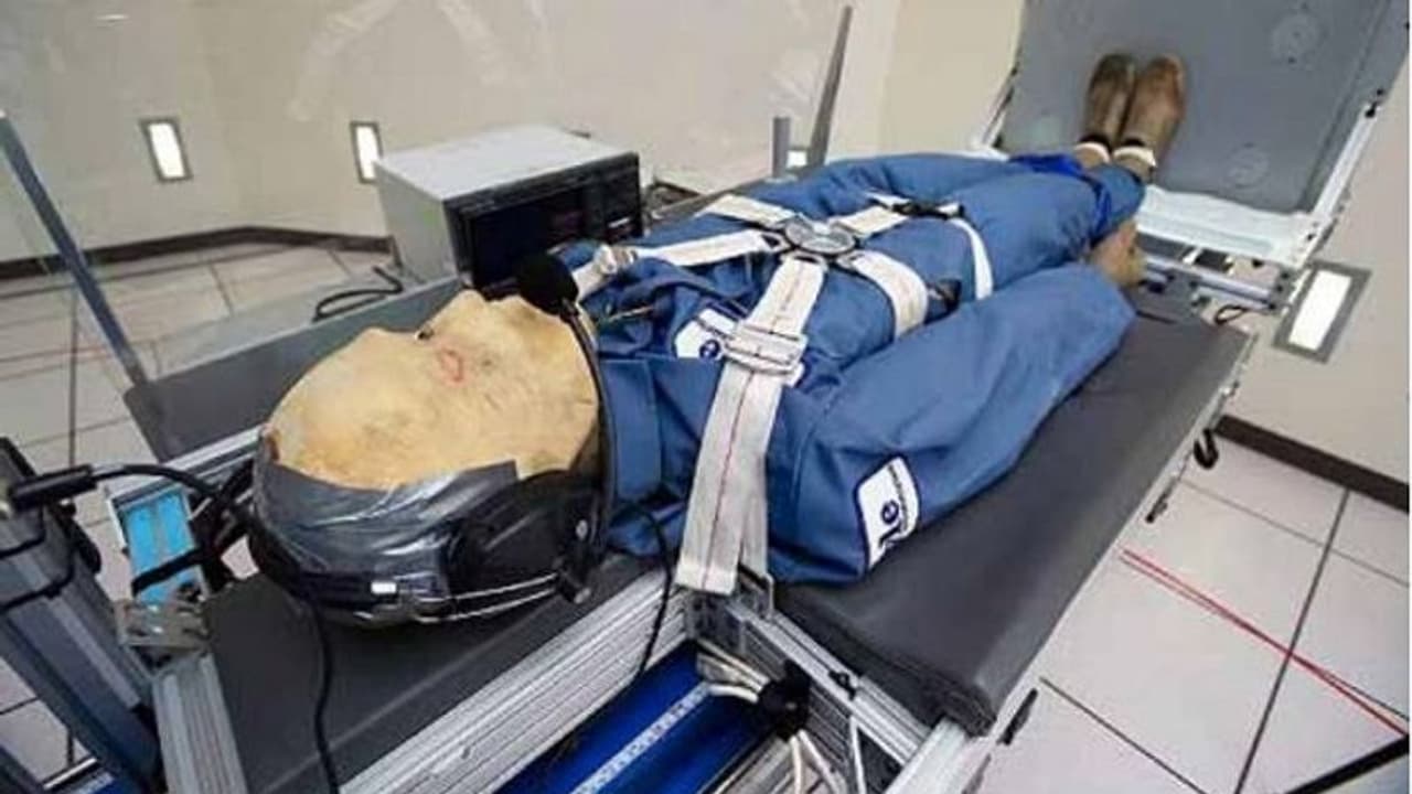 ನಿದ್ದೆ ಮಾಡಿದ್ರೆ 13 ಲಕ್ಷ ಸಂಬಳ: ನಾಸಾ ಬಂಪರ್ ಆಫರ್!