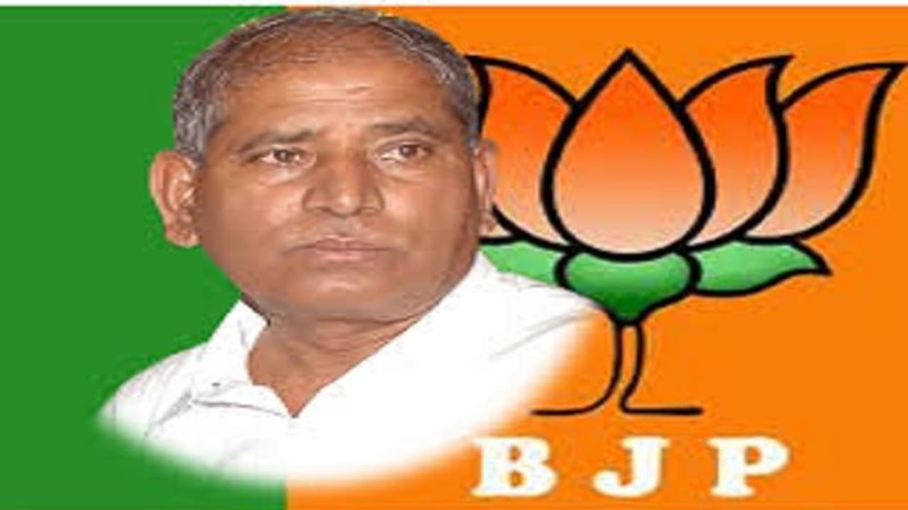 ಕೊಪ್ಪಳದಲ್ಲಿ ಬಿಜೆಪಿ ಟಿಕೆಟ್ ಟೆನ್ಶನ್: ಟಿಕೆಟ್ಗಾಗಿ ಸಂಸದ ಕರಡಿ ಸಂಗಣ್ಣ ಕಸರತ್ತು ಕೊಪ್ಪಳದಲ್ಲಿ ಬಿಜೆಪಿ ಟಿಕೆಟ್ ಟೆನ್ಶನ್: ಟಿಕೆಟ್ಗಾಗಿ ಸಂಸದ ಕರಡಿ ಸಂಗಣ್ಣ ಕಸರತ್ತು