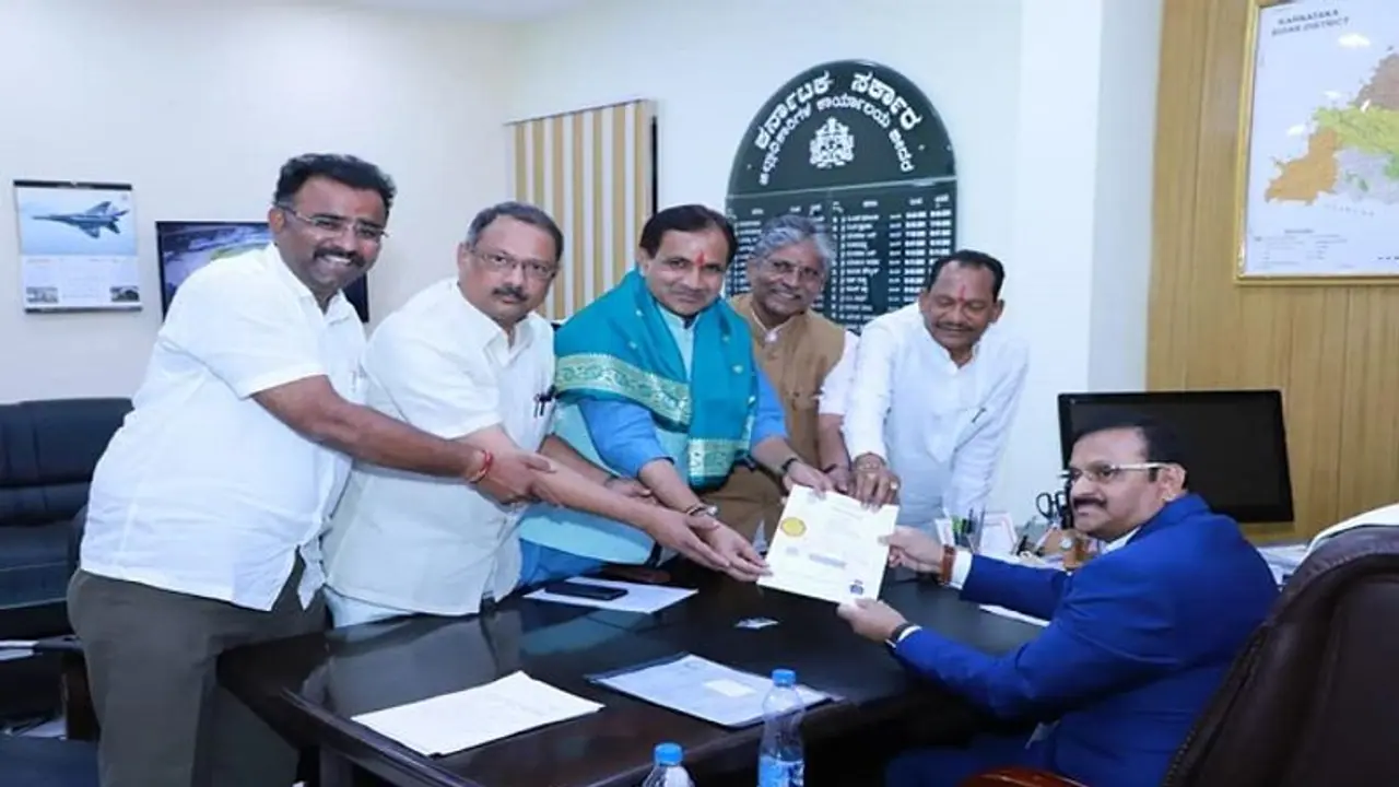 IT ದಾಳಿ ಮಾಡಿಸಿ ಬೀದಿಗೆ ತಂದಿದ್ದು ನಾವೇ: BJP ಸಂಸದನದು ಇದೆಂಥಾ ಹೇಳಿಕೆ?