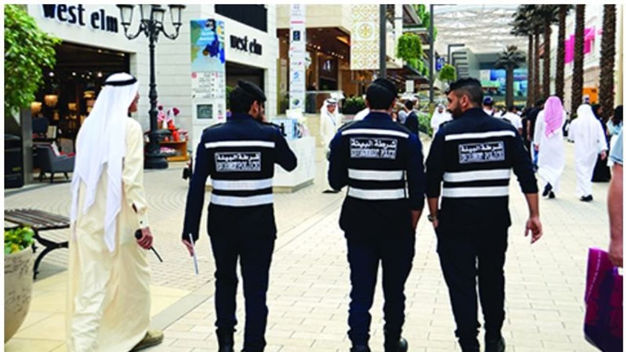 മദ്യ വില്‍പന നടത്തിയ രണ്ട് പ്രവാസികള്‍ അറസ്റ്റില്‍