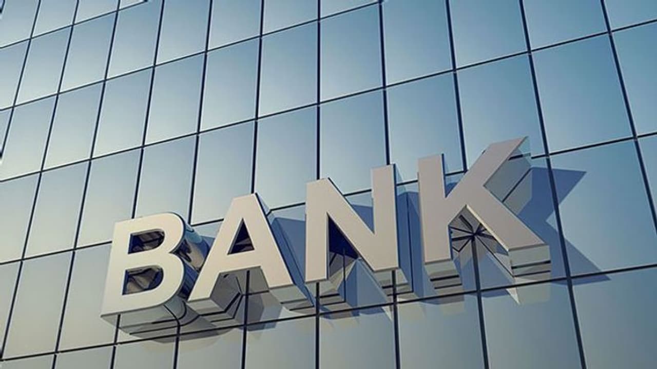 ಆರ್ಥಿಕ ವರ್ಷ ಮುಕ್ತಾಯ ಹಿನ್ನೆಲೆ ಬ್ಯಾಂಕ್ ರಜೆ ಆರ್ಥಿಕ ವರ್ಷ ಮುಕ್ತಾಯ ಹಿನ್ನೆಲೆ ಬ್ಯಾಂಕ್ ರಜೆ