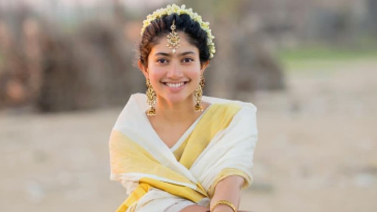 ఫోర్బ్స్ లిస్ట్ లో సాయి పల్లవి..! ఫోర్బ్స్ లిస్ట్ లో సాయి పల్లవి..!