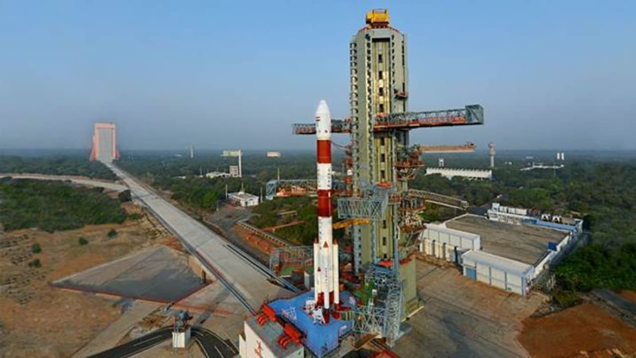 ಆಗಸದಲ್ಲಿ ಇಸ್ರೋ ‘ತಿ’ವಿಕ್ರಮ: ಒಂದೇ ಬಾರಿ 29 ಉಪಗ್ರಹ ಉಡಾವಣೆ