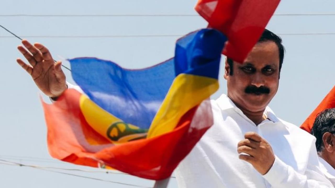 தமிழகத்தில் விரைவில் பாமக ஆட்சி... அன்புமணி ராமதாஸ் அதிரடி பேச்சு... அதிமுக கூட்டணிக்கு குட்பை சொல்கிறதா பாமக? தமிழகத்தில் விரைவில் பாமக ஆட்சி... அன்புமணி ராமதாஸ் அதிரடி பேச்சு... அதிமுக கூட்டணிக்கு குட்பை சொல்கிறதா பாமக?